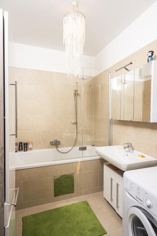 Sky View Apartment Vienne Extérieur photo